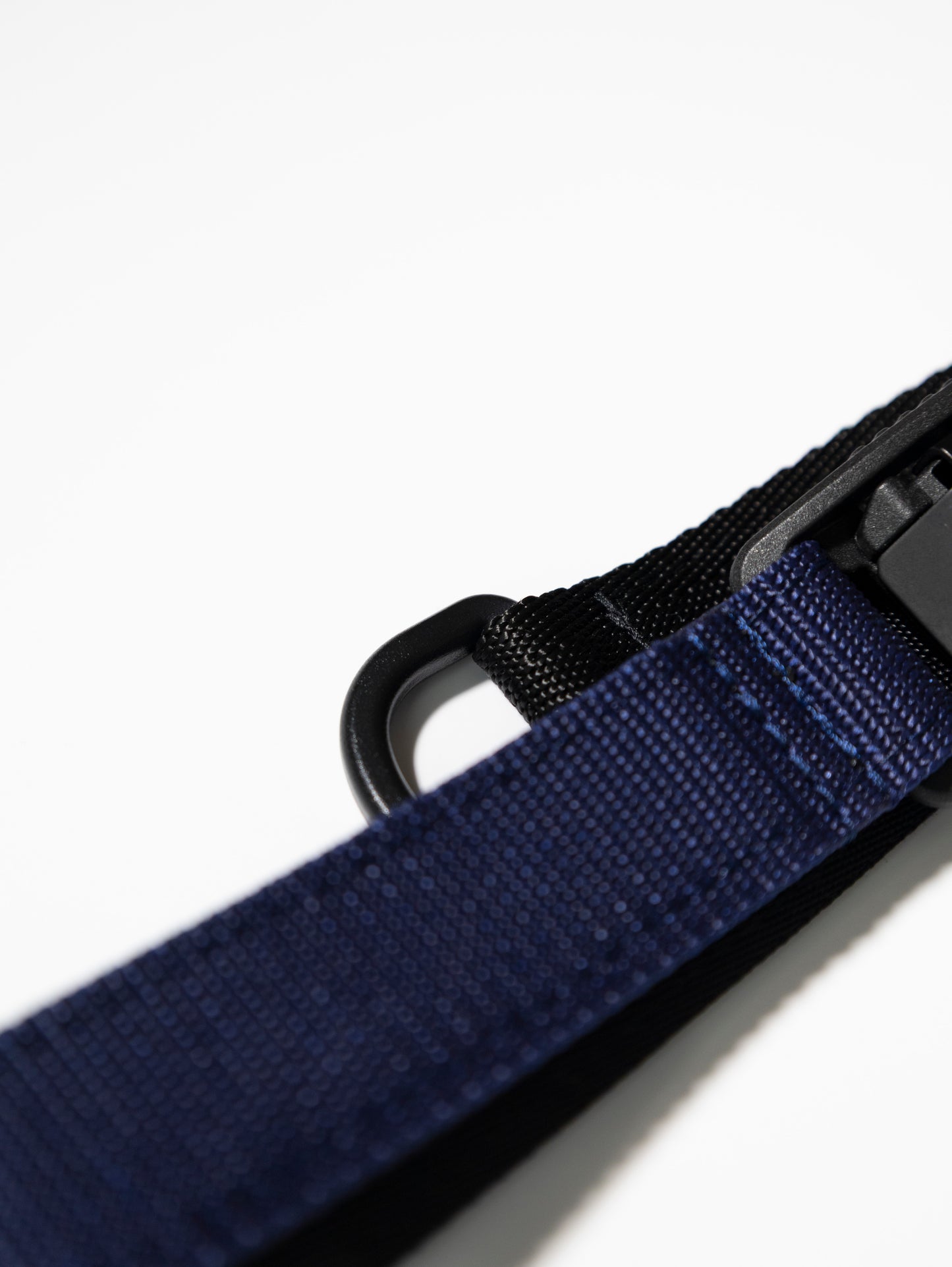 One-touch adjust belt