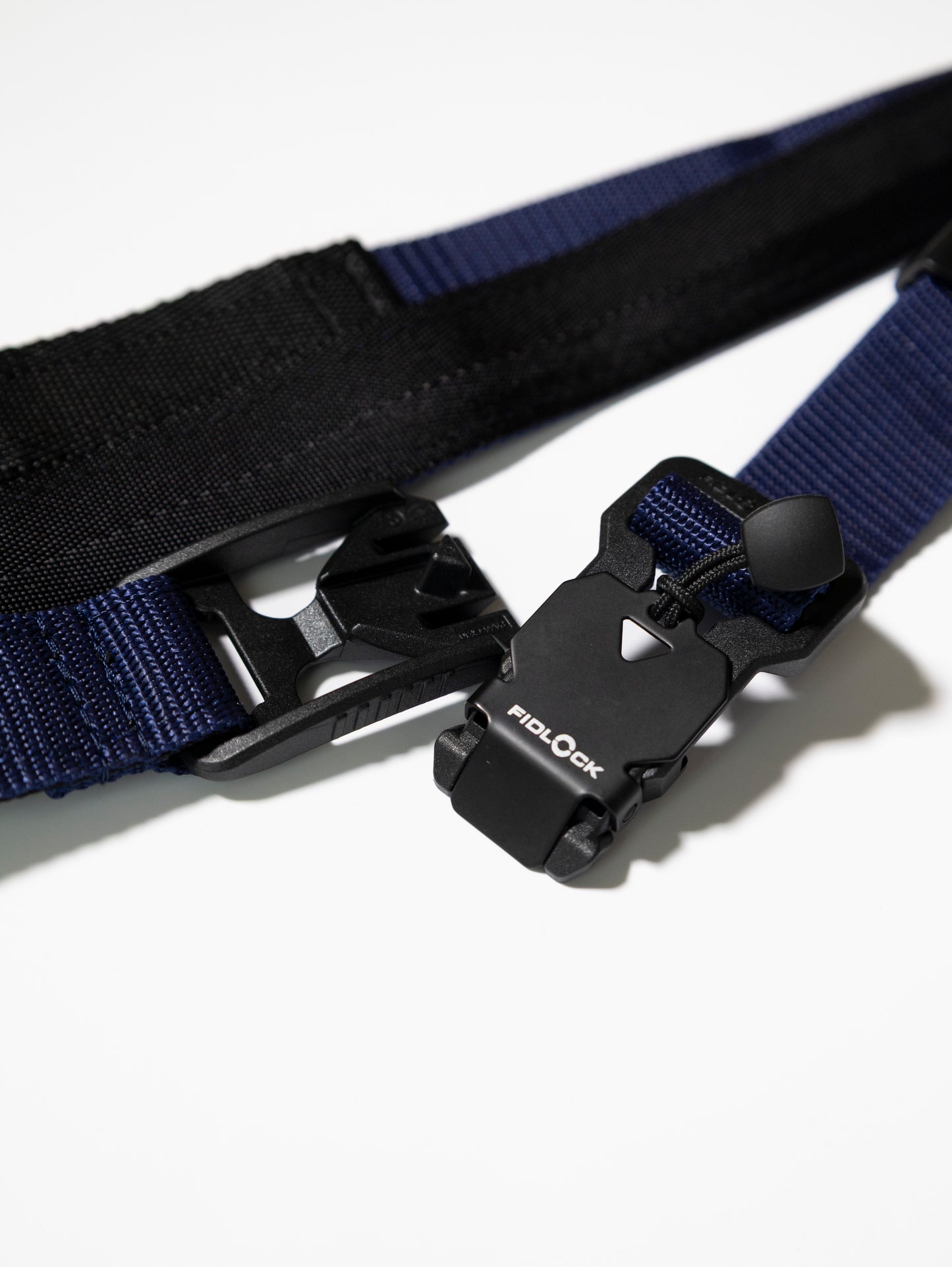 One-touch adjust belt